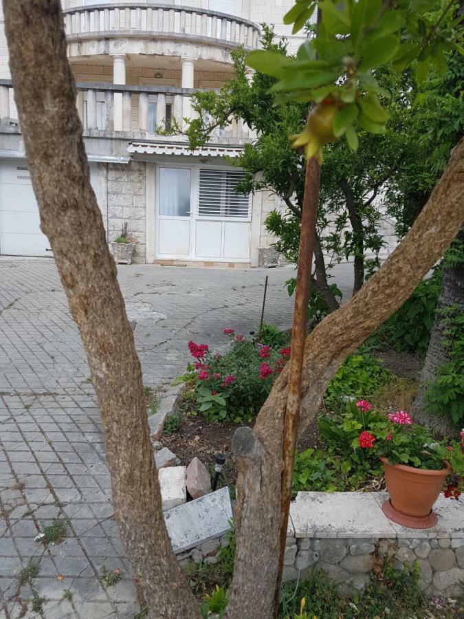 Apartment Lju On The Beach Spalato Esterno foto