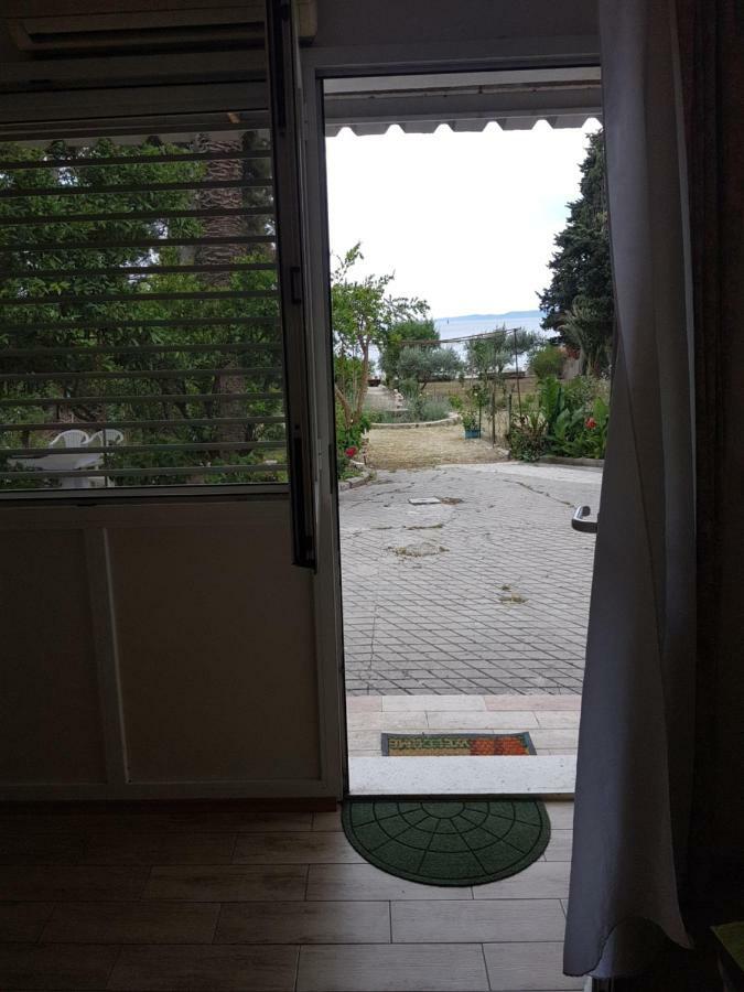 Apartment Lju On The Beach Spalato Esterno foto