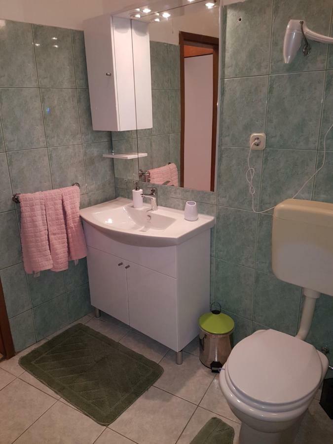 Apartment Lju On The Beach Spalato Esterno foto