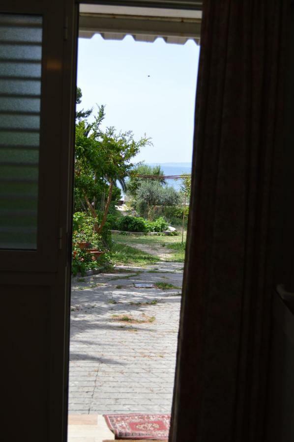 Apartment Lju On The Beach Spalato Esterno foto